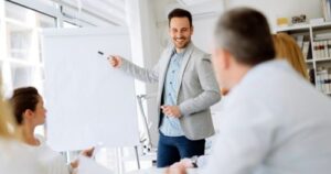 tuyen dung truong phong kinh doanh bat dong san 02