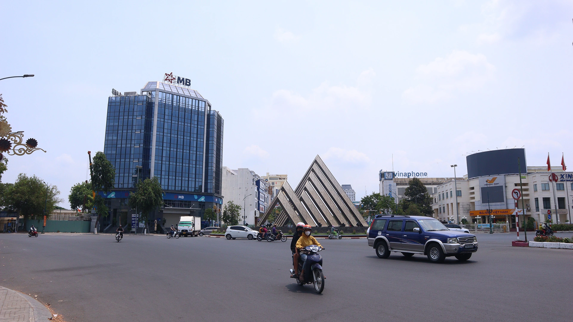 Quy hoạch TP Tây Ninh trở thành đô thị loại 1 vào năm 2045 3 Vòng xoay 30/4 trung tâm TP Tây Ninh