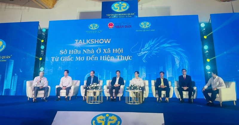 talk show nha o xa hoi
